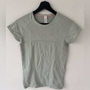 Ivivva Mint Green Short Sleeve Tee